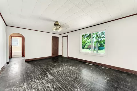 1107 W Nichols St, Springfield, MO 65802 photo 11