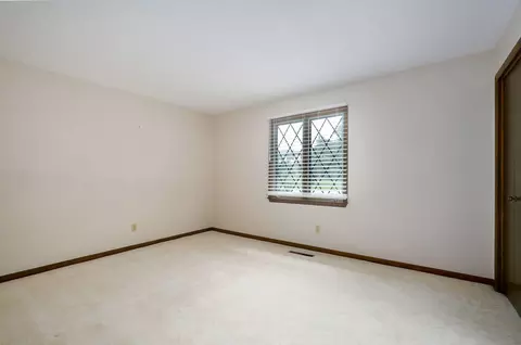 3520 E Carol Dr, Springfield, MO 65809 photo 17