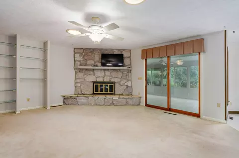 3520 E Carol Dr, Springfield, MO 65809 photo 7