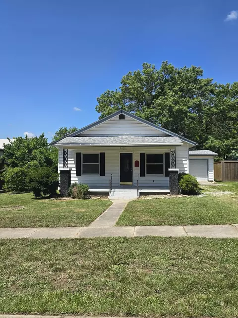 1008 3rd St, Monett, MO 65708 photo 1