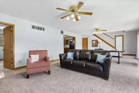 Living - 314 Easy St, Branson, MO 65616 photo 2 of 2