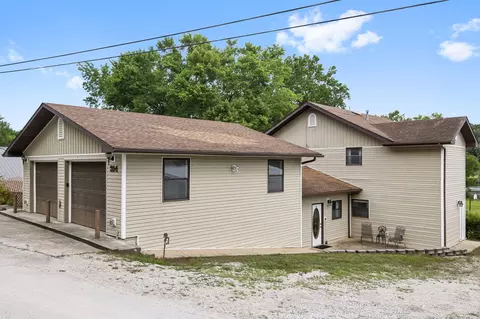 Exterior - 314 Easy St, Branson, MO 65616 photo 4 of 4