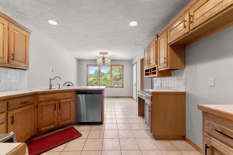 2155 W Vincent St, Springfield, MO 65810 photo 13