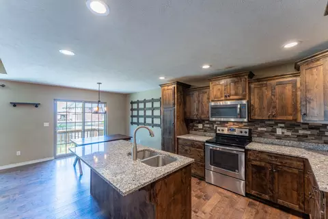 865 E Striper Dr, Nixa, MO 65714 photo 10