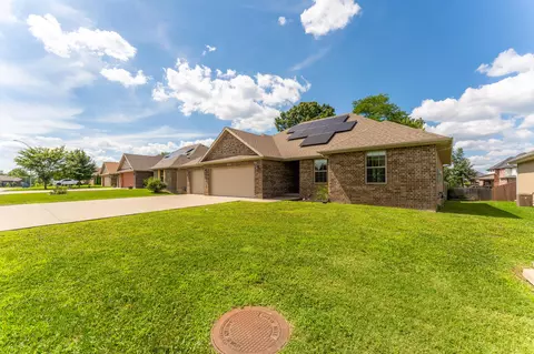 865 E Striper Dr, Nixa, MO 65714 photo 4