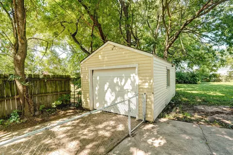 1739 S South Ave, Springfield, MO 65807 photo 23