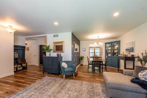 1728 E Camino Alto St, Springfield, MO 65804 photo 10