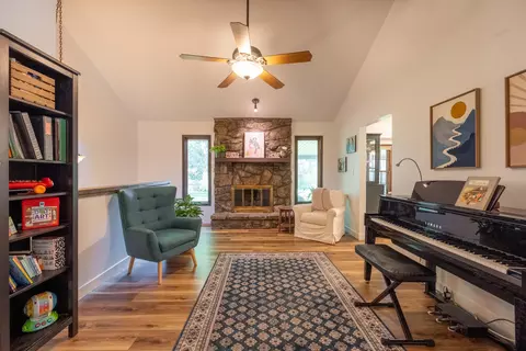 1728 E Camino Alto St, Springfield, MO 65804 photo 24