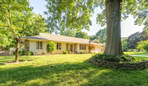 1728 E Camino Alto St, Springfield, MO 65804 photo 3