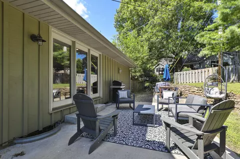 1341 S Greentree Ave, Springfield, MO 65809 photo 41