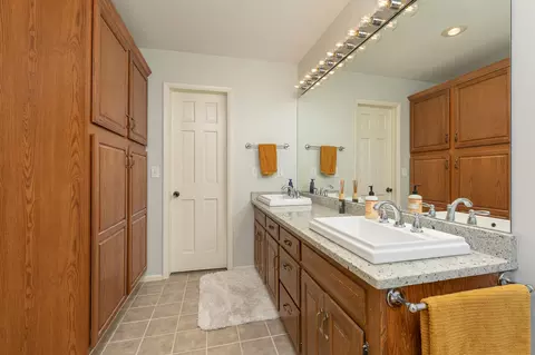 1341 S Greentree Ave, Springfield, MO 65809 photo 37