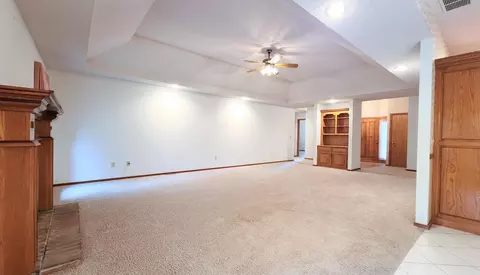 Living - 4058 E Latoka St, Springfield, MO 65809 photo 6 of 7