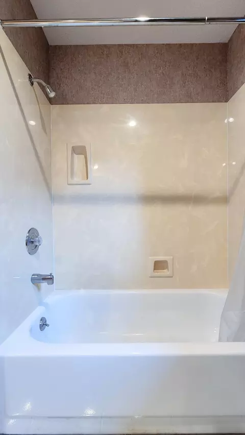 Bath - 4058 E Latoka St, Springfield, MO 65809 photo 21 of 21