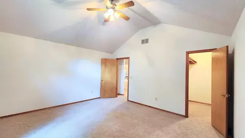 Bedroom - 4058 E Latoka St, Springfield, MO 65809 photo 4 of 10