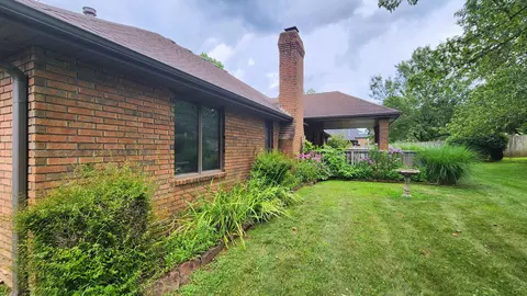 Exterior - 4058 E Latoka St, Springfield, MO 65809 photo 5 of 23