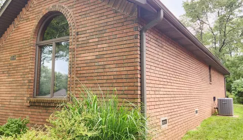 Exterior - 4058 E Latoka St, Springfield, MO 65809 photo 4 of 23