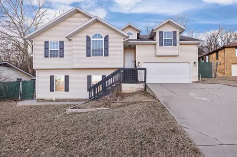 903 N 4th St, Ozark, MO 65721 photo 1