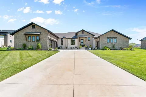 3972 E Dunrobin Dr, Springfield, MO 65809 photo 1