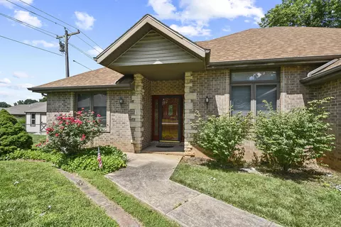501 N Persimmon Dr, Nixa, MO 65714 photo 3