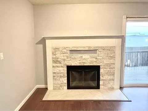 215 W 217 W Edgewood St, Springfield, MO 65807 photo 12