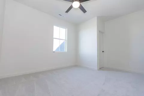 Bedroom - 1319 E Valley Trail Dr, Republic, MO 65738 photo 2 of 3