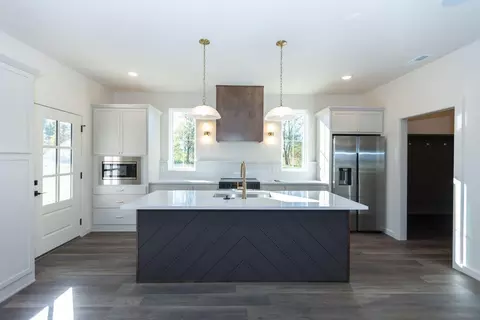 Kitchen - 1319 E Valley Trail Dr, Republic, MO 65738 photo 1 of 3