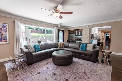 5388 S Woodcliffe Dr, Springfield, MO 65804 photo 7
