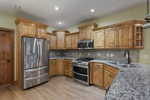 1225 W Wildcherry St, Ozark, MO 65721 photo 7