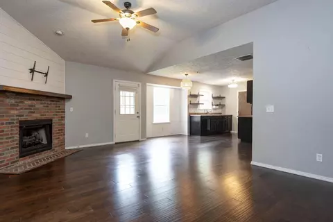 4252 W Madison St, Springfield, MO 65802 photo 5
