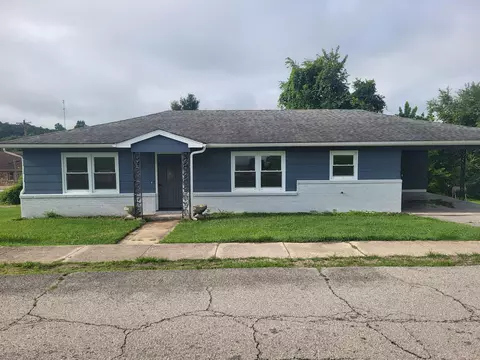 246 Third Elm St, Gainesville, MO 65655