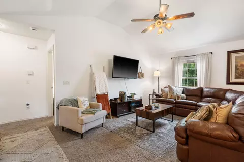 1300 W Robin St, Ozark, MO 65721 photo 3