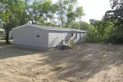 210 W Oak St, Conway, MO 65632 photo 3