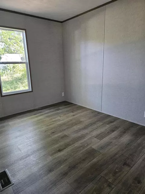 210 W Oak St, Conway, MO 65632 photo 19