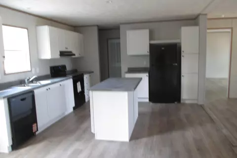 210 W Oak St, Conway, MO 65632 photo 8