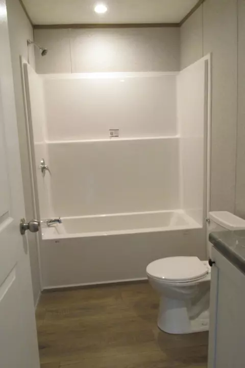 210 W Oak St, Conway, MO 65632 photo 17