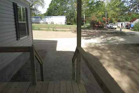 210 W Oak St, Conway, MO 65632 photo 6