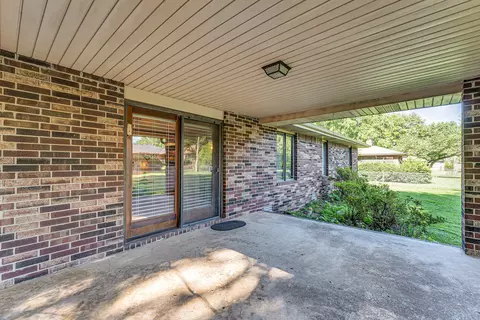 1011 W Tracy St, Springfield, MO 65807 photo 5