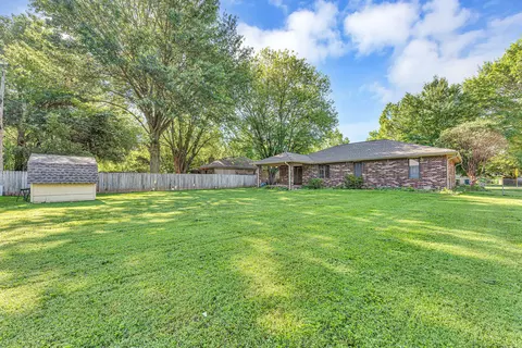 1011 W Tracy St, Springfield, MO 65807 photo 6