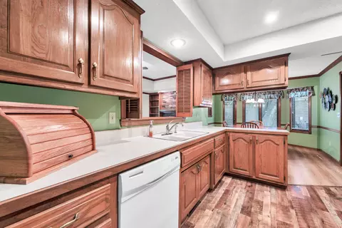 1011 W Tracy St, Springfield, MO 65807 photo 18