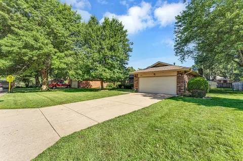 1011 W Tracy St, Springfield, MO 65807 photo 4
