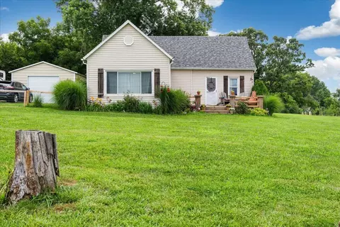 1188 Emerald Rd, Spokane, MO 65754 photo 1