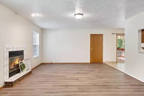 2830 N Washington Ave, Springfield, MO 65803 photo 7