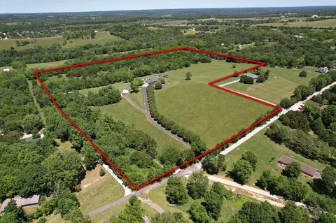 View/Area - 1425 E Lark St, Ozark, MO 65721 photo 9 of 11