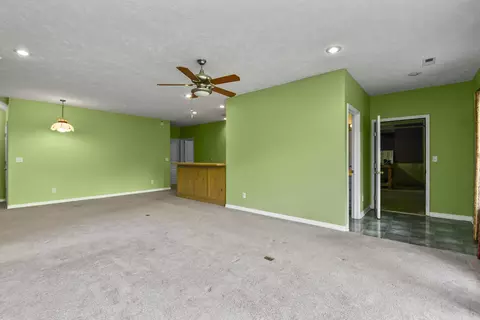Living - 1425 E Lark St, Ozark, MO 65721 photo 15 of 19