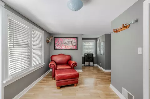 626 E Kingsbury St, Springfield, MO 65807 photo 17