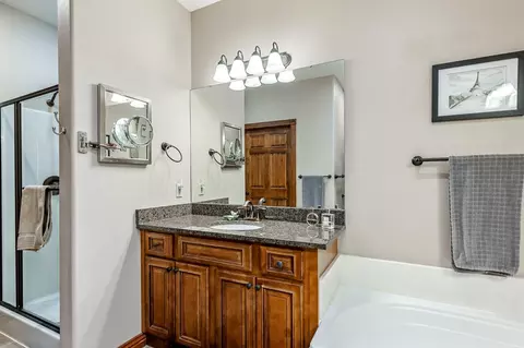 2419 W Deerbrooke Trl, Ozark, MO 65721 photo 22