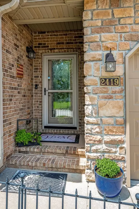 2419 W Deerbrooke Trl, Ozark, MO 65721 photo 5