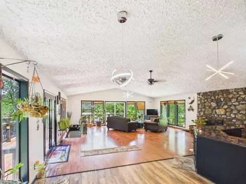 Living - 44469 State Hwy Am, Cabool, MO 65689 photo 1 of 1