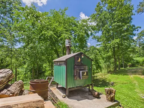 Exterior - 44469 State Hwy Am, Cabool, MO 65689 photo 9 of 12