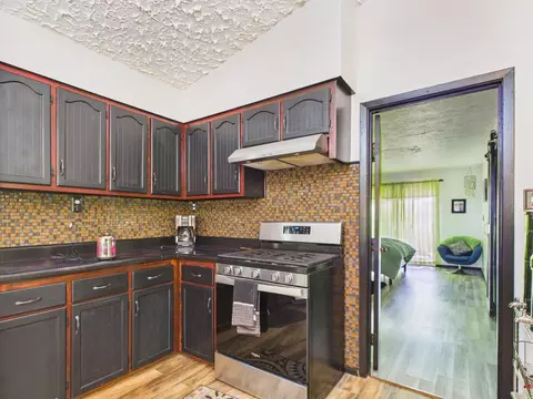 Kitchen - 44469 State Hwy Am, Cabool, MO 65689 photo 3 of 3